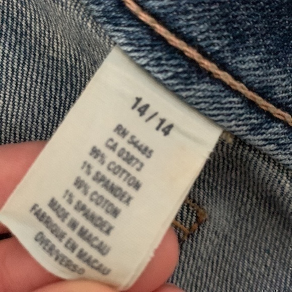 Vintage American Eagle Distressed Denim Shorts - Picture 6 of 13